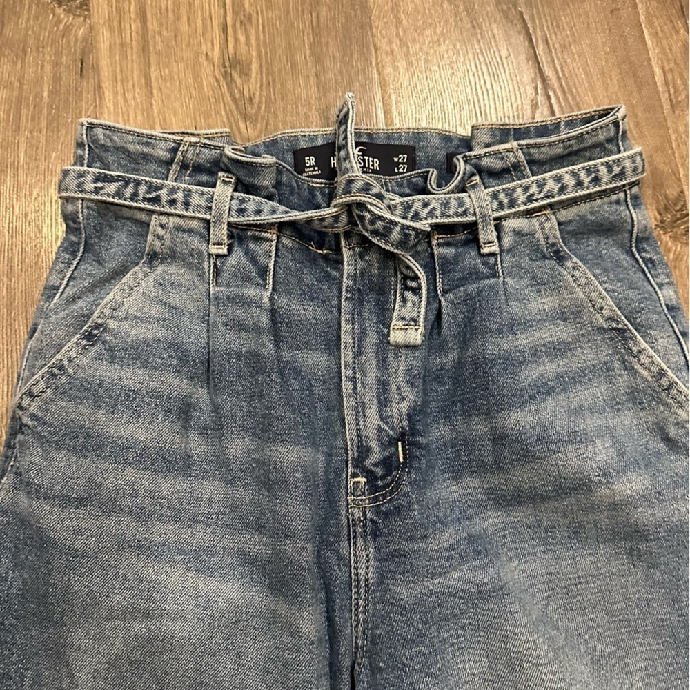 Hollister Junior's Jeans Size 5R 27 Ultra High-Rise Mom Tapered Leg Paper Bag - Picture 5 of 11